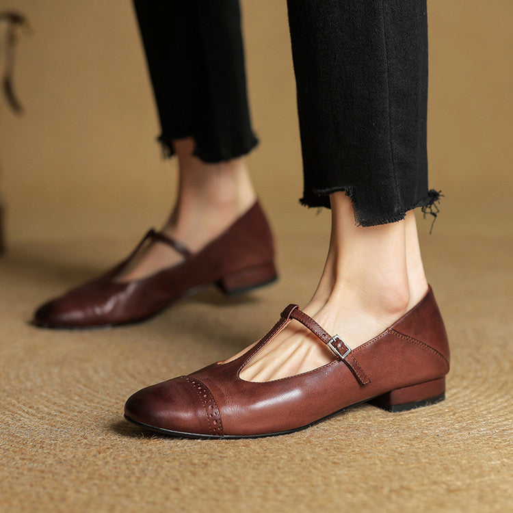Rina | Elegante T-Stropp Flate Sko i Skinn